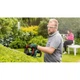 Кусторез Bosch UniversalHedgeCut 60 480Вт, 60см, шаг реза 30мм, 3.7 кг (0.600.8C0.703) BOSCH 0.600.8C0.703 995090 - изображение 2