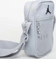 Сумка Nike Jam Blacktop Festtival Bag 1.7L серый Муж 23 х 15 х 5 см (MA9190-G3A) - изображение 4