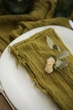 Марлевая салфетка столовая минимализм VTILENE , Strong olive, 45х45 см - изображение 2