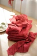 Плотный марлевый раннер для сервировки стола и фотосессий VTILENE, Deep red, 60 см, 1 м - изображение 4