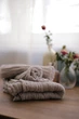 Плотный марлевый раннер для сервировки стола и фотосессий VTILENE, Cold linen, 60 см, 1 м - изображение 3