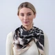 Хустка жіноча LuckyLOOK БЛЕЙКА 90х90 см Чорно-бежевий (928-763) - изображение 2