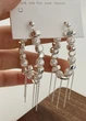 Серьги женские длинные жемчуженки с цепочками Fashion Jewelry Серебристые с белым 20443 - изображение 5