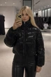 Женская куртка ZARA с блестящим эффектом champagne black S арт.8073\238\800 - изображение 1
