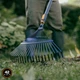 Набор Fiskars OneClick Металлические веерные грабли + Ручка L (1080714) - изображение 2