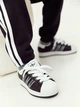 Подростковые спортивные штаны-джогеры для мальчика Adidas Essentials JJ3540 146-152 см Black (4067901460414) - изображение 6