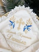 Тёплая крыжма для мальчика Family Tradition велюровая махра плюш с вышивкой и кружевом 100х100 см айвори Ласточкино гнездо - изображение 3