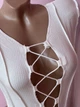 Боді жіноче зі шнурівкою на грудях та відкритими стегнами Honey Fashion Accessories молочний (10-67) XS/S - зображення 5