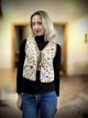 Жилетка камізелька жіноча жаккардова з квітковим візерунком на завʼязках, універсальний розмір M, Біла - зображення 2