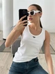 Женская майка в рубчик с металическим лого PRADA Logo Slim Tank Top Размер M Белый - изображение 3