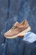 Женские замшевые кроссовки PARADIZE SHOES бежевого цвета на двухцветной подошве 40 размер (стелька 26,5 см) - изображение 2
