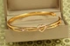 Браслет бенгл Xuping Jewelry Сяйво серця 60 мм на руку від 17 до 19 см золотистий - зображення 1