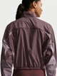 Спортивная ветровка для бега женская Nike W Nk Swift Uv Rpl Jkt Nv IM9480-502 L Коричневая (198488209012) - изображение 2