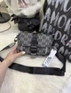 Сумка через плече Karl Lagerfeld Monogram чорна, чоловіча барсетка месенджер Karl Lagerfeld, кросбоді 20×13×6,5 см - зображення 1