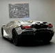 Коллекционная металлическая модель автомобиля Lamborghini Revuelto инерционная со светом, звуком и паром, хром 1:24 - изображение 6