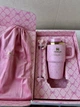 Термокружка Stanley 1913 x LoveShackFancy Baby Bow – Pink Peppermint® H2.0 FlowState™ Tumbler | 20 OZ 591 мл в подарочной коробке розовый с бантиками - изображение 6
