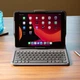 Чохол-клавіатура Zagg Messenger Folio 2 для Apple iPad 10.9 2022 / iPad 11 2025 Black (103010812) - зображення 6