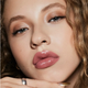 Глянцева помада для губ Fenty Beauty Gloss Bomb Stix, відтінок Is It Fussy, 3.6g - изображение 3