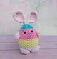 Пасхальный декор вязаная игрушка Пасхальный кролик-яйцо, 17 см, разноцветный - изображение 3
