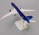 Колекційна металева лита модель пасажирського літака 1:300 Boeing 787 Azerbaijan Airlines 20 см - зображення 12