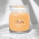 Ароматична свічка Mango Ice Cream Medium Yankee Candle - зображення 1