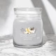 Ароматична свічка Smoked Vanilla & Cashmere Medium Yankee Candle - зображення 2
