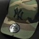 Камуфляжная кепка с сеткой New Era New York Yankees Trucker 11579473 - изображение 2