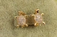 Сережки дитячі Xuping Jewelry черепашка спинка камінчики золотисті - зображення 1