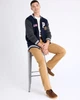 Мужской кардиган-бомбер U.S. Polo Assn. — Premium Cotton на молнии Full-Zip с контрастными рукавами, эффектным принтом и архивными патчами M темно-синий с серым - изображение 2