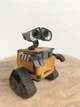 Фигурки Валл-и и Ева RESTEQ – набор из 2 персонажей из мультфильма WALL-E, 11 см, ПВХ, с подставкой и подарочной упаковкой - изображение 4