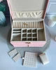 Шкатулка для украшений на замке 23x17x13,5 см Розовая - Уценка - изображение 5