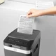 Уничтожитель документов HP Pro Shred Auto 400MC A4 80g х 10 л 2х12 53л микрорезка P-5 (2823) - изображение 8