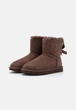 Уггі жіночі UGG Mini Classic 2 Bailey Bow Chocolate 40 - изображение 2