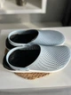 Шльопанці жіночі Crocs сірі сабо розмір EU38 US8 25 см - зображення 1