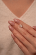 Серьга для хеликса из желтого золота Цветок (з40103) - изображение 4