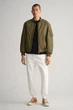Чоловічі білі спортивні штани TONAL ARCHIVE SHIELD PANTS Gant XL 2039023 - изображение 2