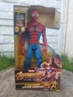 Игровая фигурка Spider-Man Marvel Avengers Человек-паук, игрушка со звуком и светом, 30 см - изображение 1