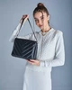 Женская сумка из экокожи через плечо средняя мягкая с двумя отделениями на молнии и магните черная 63365 - изображение 1