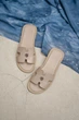 Жіночі шльопанці з натуральної шкіри темно-бежевого кольору PARADIZE SHOES з устілкою Memory Foam 39 розмір (устілка 24,5 см) - зображення 2