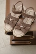 Женские босоножки PARADIZE SHOES из натуральной замши темно-бежевого цвета с застежкой липучка со стелькой Memory Foam 38 размер (стелька 24,5 см) - изображение 4