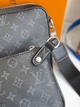 Сумка чоловіча месенджер Louis Vuitton Trio чорна з сірим (036) - зображення 4