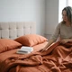 Постельное белье с резинкой SHINE TERRACOTTA, муслин Евро размер, наволочки 50/70 - изображение 5