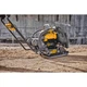 Вібраційна плита прямохідна акумуляторна POWERSHIFT DeWALT, безщіткова, швидкість руху 28 м/хв, вага (без акумулятора і з порожнім - изображение 5