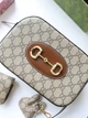 Жіноча сумка + косметичка комплект Gucci колір бежевий (042) - зображення 4