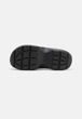 Жіночі шльопанці Платформа Чорні Crocs Stomp Slide Black (40-41, чорний) - зображення 3
