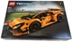 Zestaw klocków LEGO Technic Pomarańczowe Lamborghini Huracán Tecnica 806 elementów (42196) (955555916473562) - Outlet - obraz 2