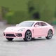 Модель автомобіля Porsche Panamera RESTEQ 1:32 — рожева інерційна машинка з відкриваними дверима, звуком і світлом - зображення 1