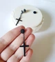 Серьги крестики с цепочкой медицинская сталь цвет черный - изображение 5
