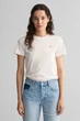 Жіноча біла футболка REG SHIELD SS T-SHIRT Gant S 4200200 - изображение 1