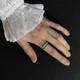 Серебряное кольцо с фианитами, вес изделия 3,75 гр (2208006) - изображение 6